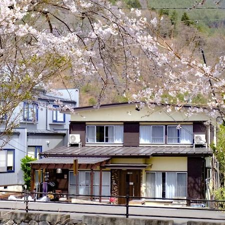 Villa Fuji Irodori Fujiyoshida Exterior photo